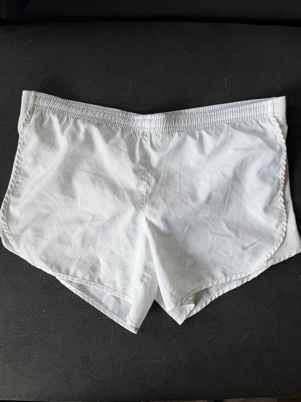 Nike Kids White Athletic Shorts Size Large